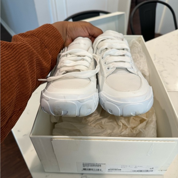 Alexander McQueen Court Sneakers, size 39.5 (US size 9) - Picture 10 of 12